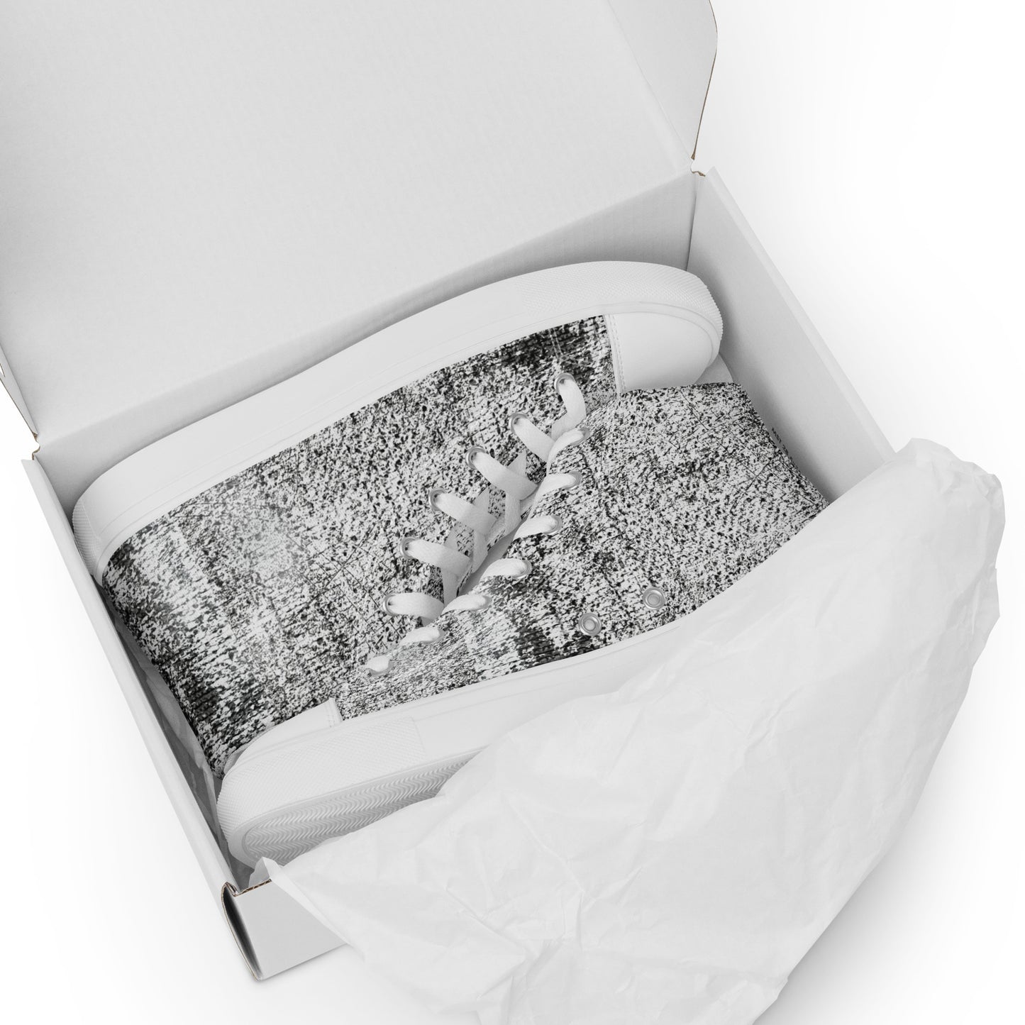 Men’s high top Distressed Pattern canvas shoes.